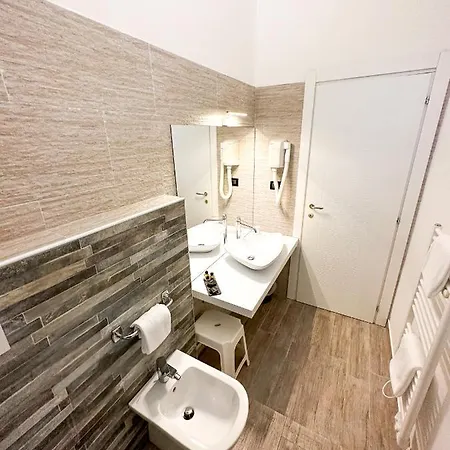Dell'orto Hotell 3*