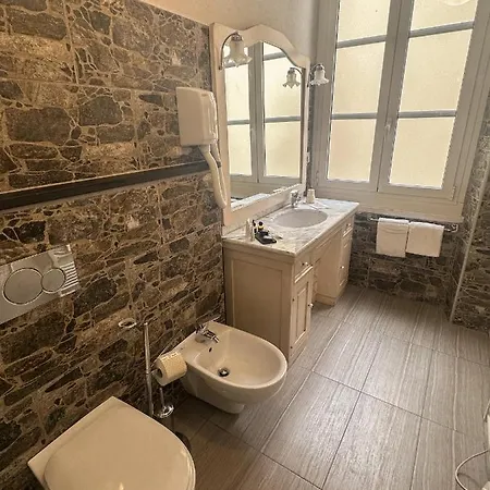 Dell'orto Hotell