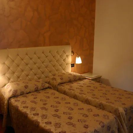 Dell'orto Otel 3*