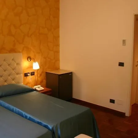 Hotell Dell'orto 3*