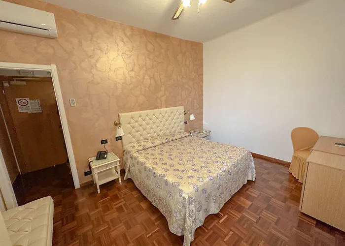 Dell'orto Hotel Chiavari